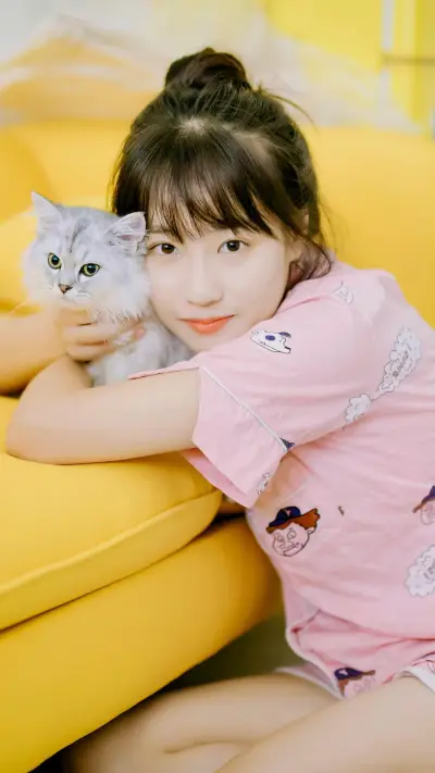 哪些女生适合扎丸子头