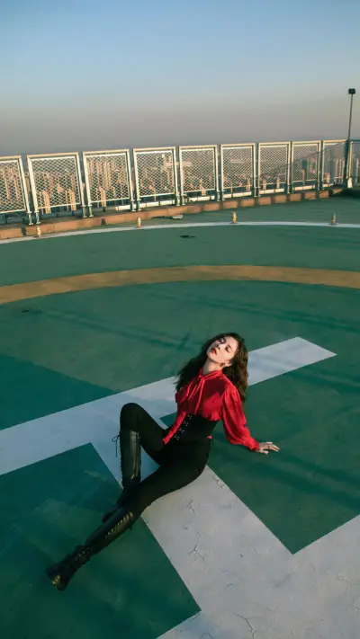 宋妍霏明艳又复古 - Screenshot 1