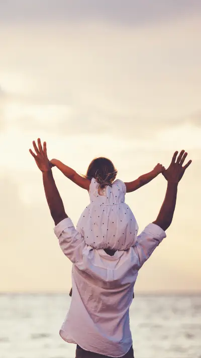 父子温情——拍信图库