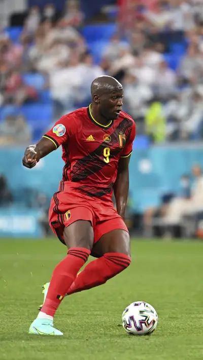 比利时2比0击败芬兰