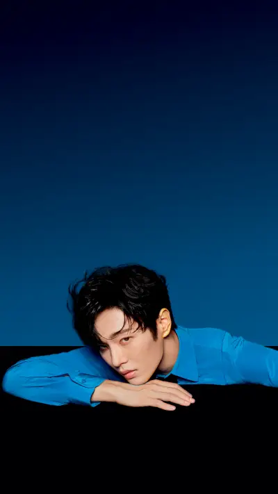 李汶翰 自成宇宙